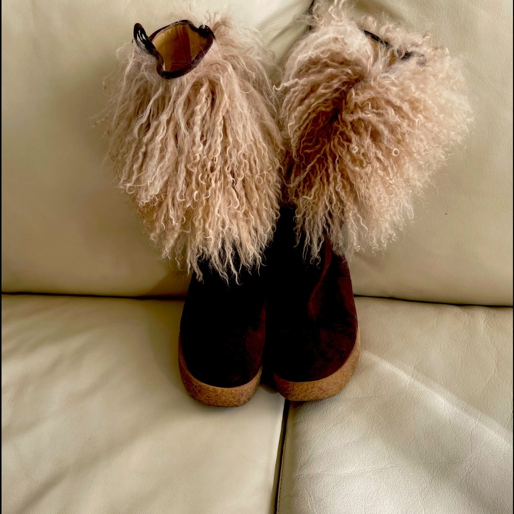 Michael Kors made in Italy. Brown suede boots wedge, rubber soles.